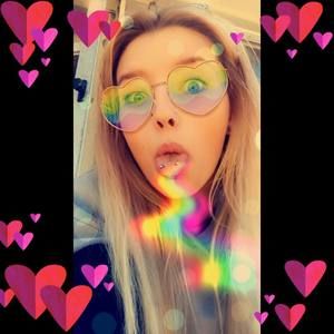 Meet your Posher, Lily